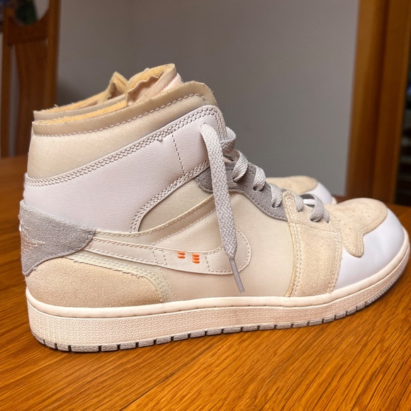 Air Jordan 1 Mid SE ‘Inside Out’ - Picture 5 of 8